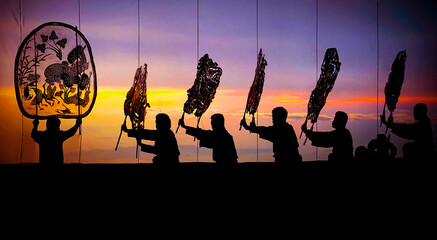 Wall Mural - silhouette of a group of people