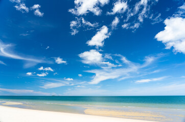 Wall Mural - Turquoise colour sea with blue sky in summer, Seascape view in day time