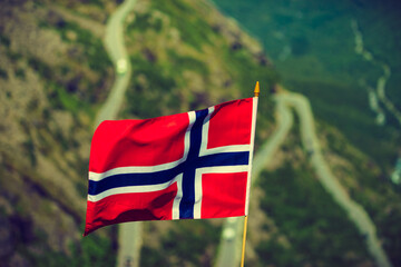 Sticker - Norwegian flag and Trollstigen mountain road