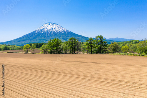 羊蹄山とニセコエリアの風景 北海道 ニセコ町 ドローン空撮 Foto De Stock Adobe Stock 羊蹄山とニセコエリアの風景 北海道 ニセコ町 ドローン空撮 Foto De Stock Adobe Stock