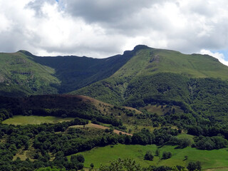 Wall Mural - Monts d'Auvergne