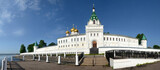 Fototapeta Londyn - Panoramic view of Ipatievsky Monastery, one of the main attractitions in the region. Kostroma town, Kostroma Oblast, Russia.