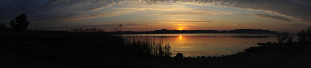 Sticker - Sonnenaufgang über dem Vrana-See (Kroatien) - Sunrise over the Lake Vrana (Croatia)