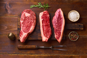 Canvas Print - Variety of fresh Black Angus Prime raw beef steakes