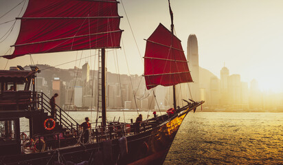 Fototapete - Hong Kong harbour in sunset time