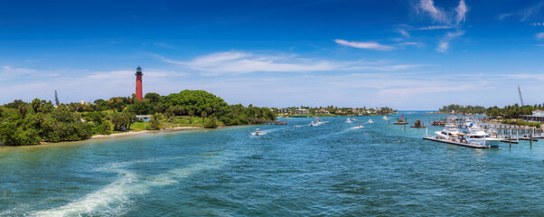 Canvas Print - Jupiter lighthouse  panorama at sunny summer day in West Palm Beach, Florida	