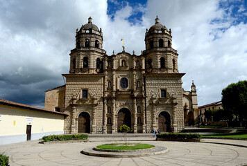 urban landscapes of the Peruvian highlands
