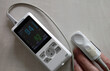 © Comugnero Silvana - Saturimetro ft0207_113607523 Pulsioximetría Pulsoxymetrie Pulse oximetry Pulsoksymetria Pols-oksimeter Oxymétrie colorimétrique Perfusie-index