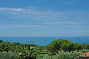 Wall Mural - Panorama della costa del Mar Ligure da Montemarcello, in territorio di Ameglia, La Spezia, Liguria, Italia.