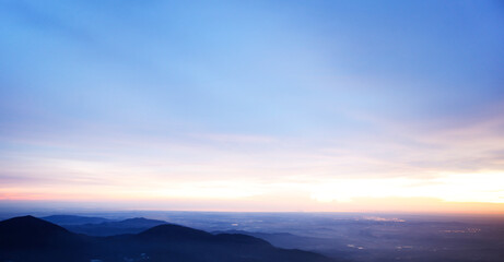 Wall Mural - Beautiful sunrise sky