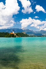 Canvas Print - lake bled with mountains in slovenia