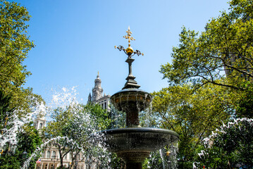 Canvas Print - fountain in the park