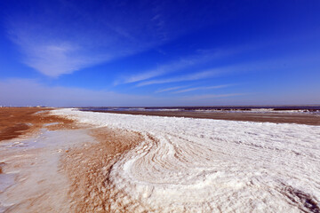 Canvas Print - Natural coastal scenery in winter