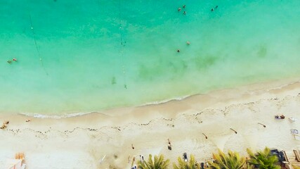 Wall Mural - An aerial view of the beaches of West Bay in Roatan Island 