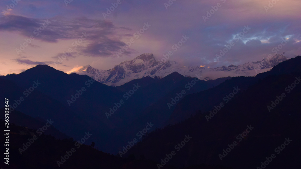 Scenic View Of Silhouette Mountains Against Sky At Sunset - obrazy, fototapety, plakaty 