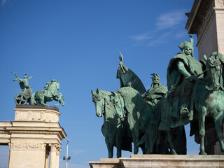 piazza degli eroi budapest