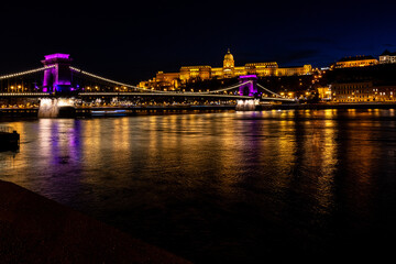 Wall Mural - veduta del castello e del ponte delle catene di budapest