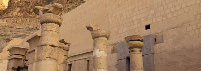 Wall Mural - Temple of Queen Hatshepsut, View of the temple in the rock in Egypt