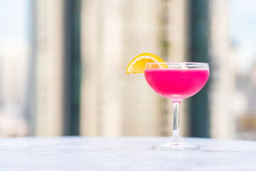 Canvas Print - Iced cocktails drink glass on the table