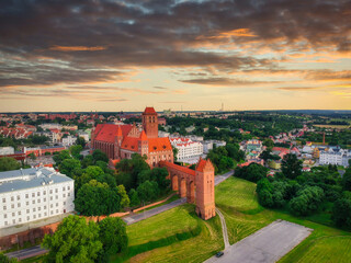 Wall Mural - The Kwidzyn castle and cathedral at sunset, Poland