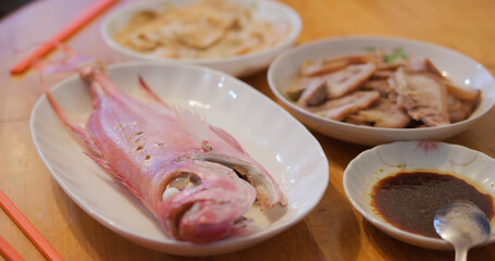 Canvas Print - Hong Kong style home cuisine, family dinner concept, steamed fish, fry vegetable and meat