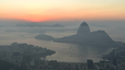 Fototapete - Time Lapse of Sunrise in Rio de Janeiro with the Sugarloaf Mountain in the Horizon