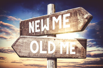 Canvas Print - New me, old me - wooden signpost, roadsign with two arrows