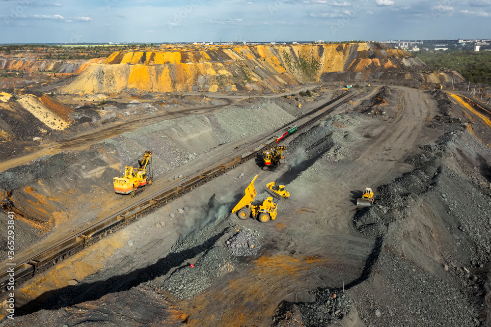Quarry In Construction Quarry aggregate with heavy duty machinery. Construction industry ...