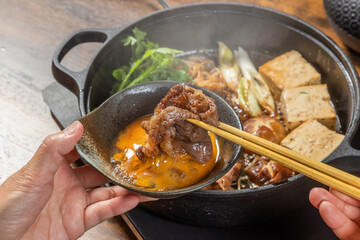 Wall Mural - 和牛すきやき　Tasty sukiyaki Japanese cuisine