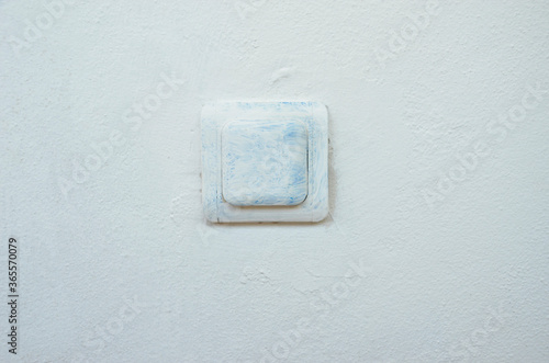 switch, wall, light, electric, electricity, power, white, off, energy, electrical, button, home, on, light switch, isolated, plastic, house, turn, control, interior, plug, equipment, old, outlet, obje