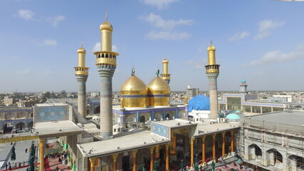 Wall Mural - The shrine of Imam Musa Al-Kadhim and Imam Muhammad Al-Jawad in Al-Kadhim, Baghdad, Iraq
