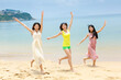 © JodieWang - Pretty young girls  traveling together at seaside
