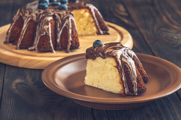 Canvas Print - Cake with chocolate topping