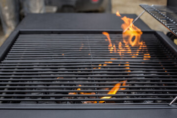 Barbecue clean grate, empty.  BBQ, grill grate