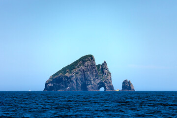 Wall Mural - The Hole in the Rock - New Zealand