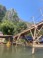 Canvas Print - Pont en bois à Vang Vieng, Laos