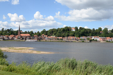 Wall Mural - Elbe mit Lauenburg