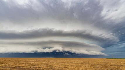 Wall Mural - Supercell across the Great Plains