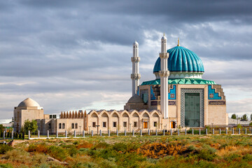 Wall Mural - Khoja Ahmed Yasawi Mosque in Turkestan, Kazakhstan.