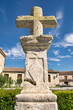 © David Andres - Antigua cruz de piedra en Wamba, Valladolid