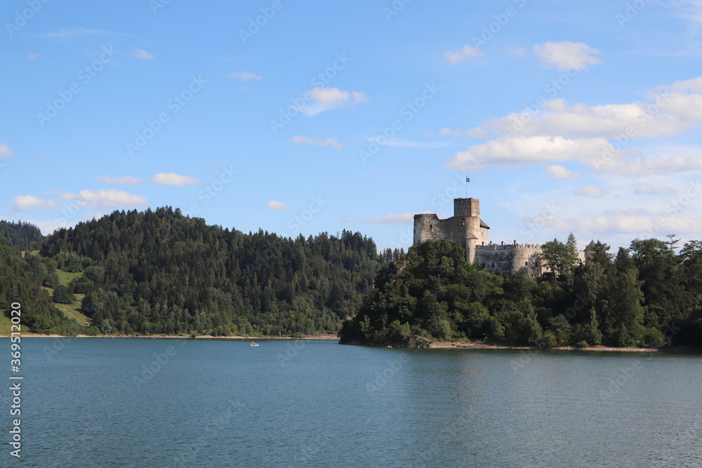 Zamek w Niedzicy - Jezioro Czorsztyńskie - obrazy, fototapety, plakaty 