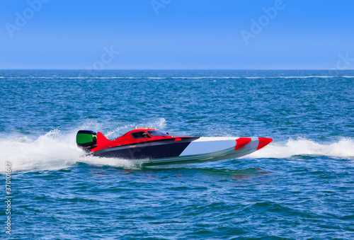 Dekoracja na wymiar  super-boats-international-world-offshore-powerboat-championships