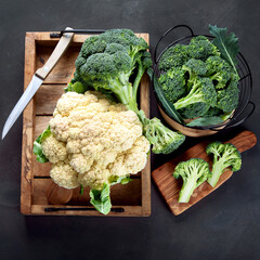 Wall Mural - Raw cauliflower and broccoli