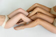 © Ольга Буянова - Slender women's legs without hair
