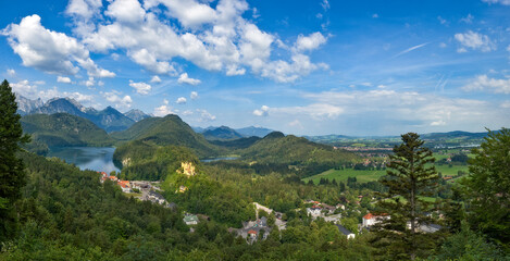 Panoramablick auf Schloss Hohenschwangau im Allgäu