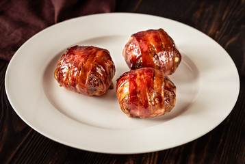 Poster - Bacon wrappped meatballs