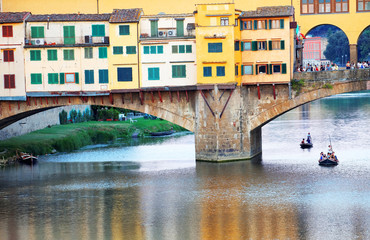 Wall Mural - Ponte Vecchio over Arno River, Florence, Italy,Europe