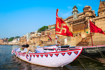 Wall Mural - Colorful boats and Ganges river