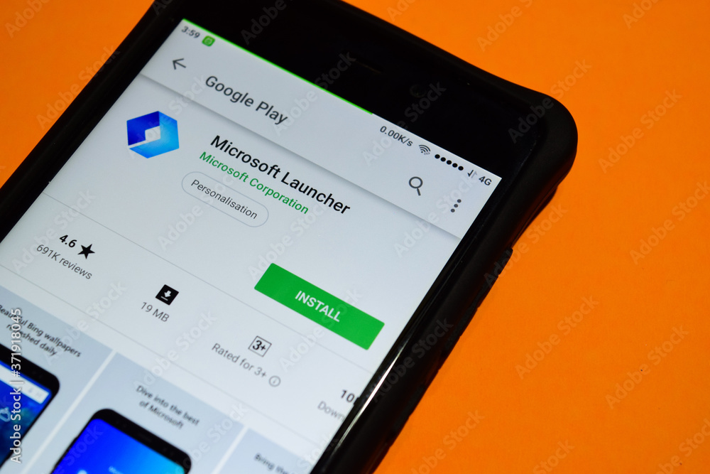Microsoft Launcher dev app on Smartphone screen. Microsoft Launcher is ...