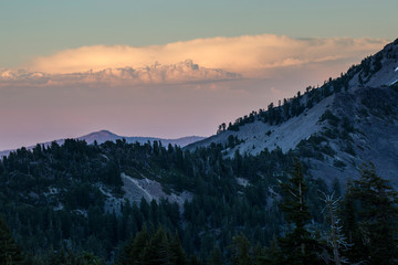 Wall Mural - beautiful landscape view of the sunset in lassen volcanic national park (california).